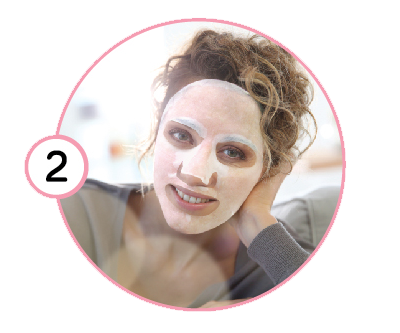 IROHA Platinum Hydra Illuminating Mask - Image 4