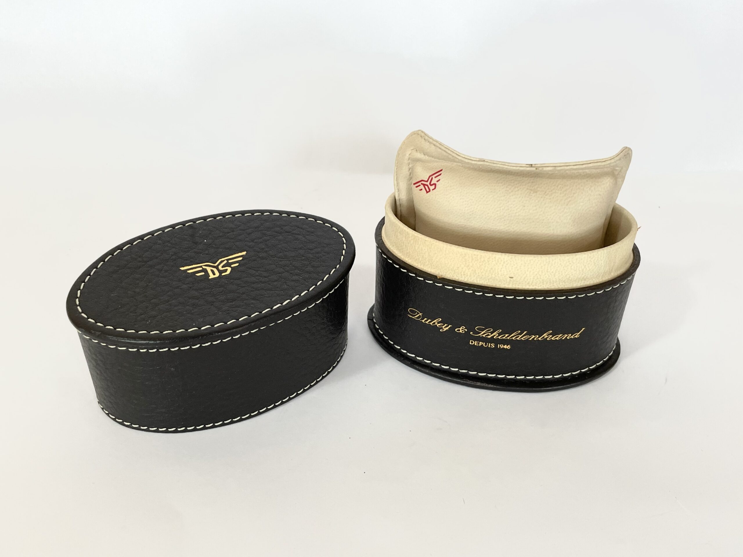 Dubey & Schaldenbrand Leder Reiseuhrbox in Schwarz