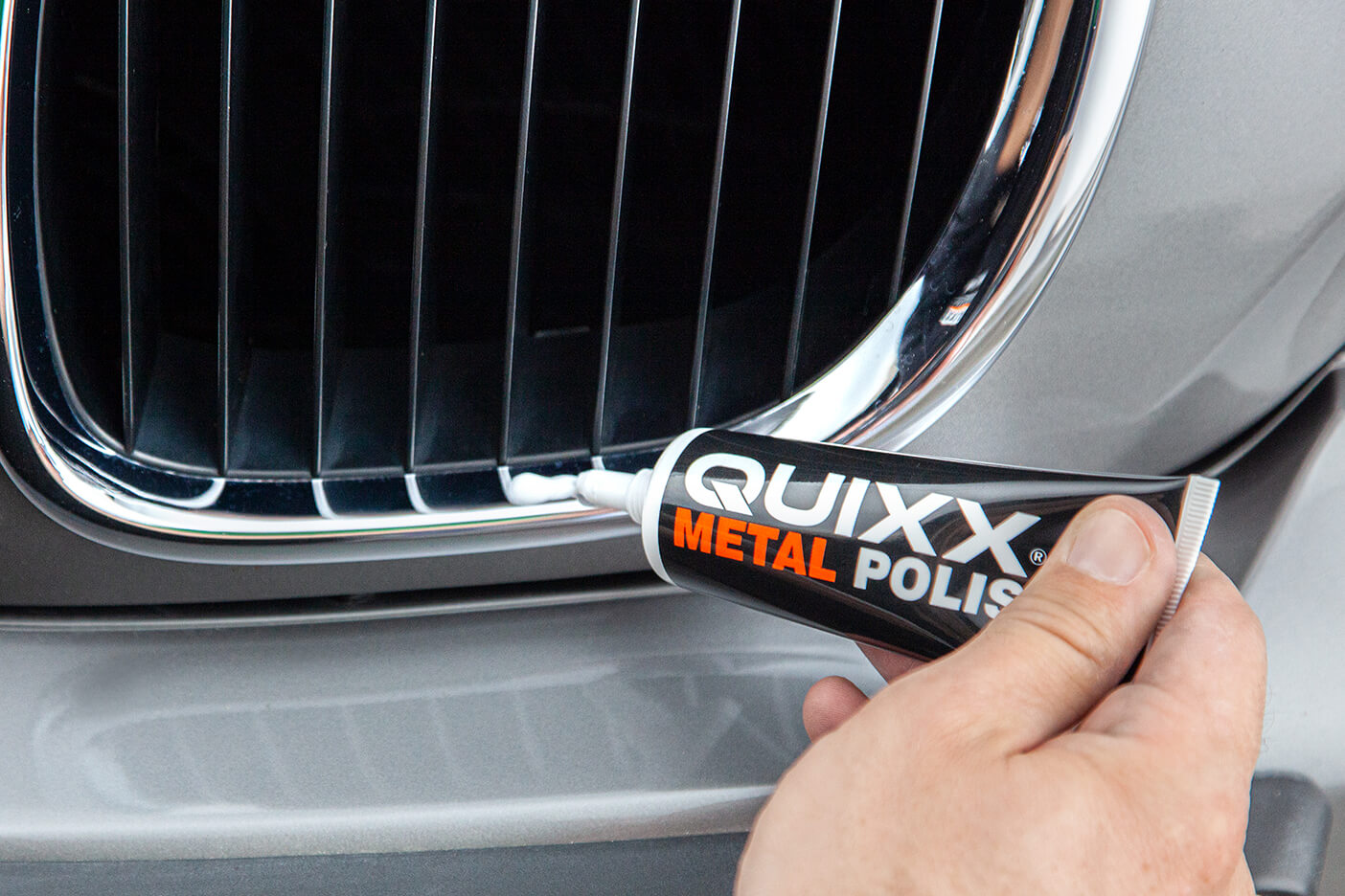 QUIXX Metallrestaurierungsset mit Politur und Schleifpapier - Image 12