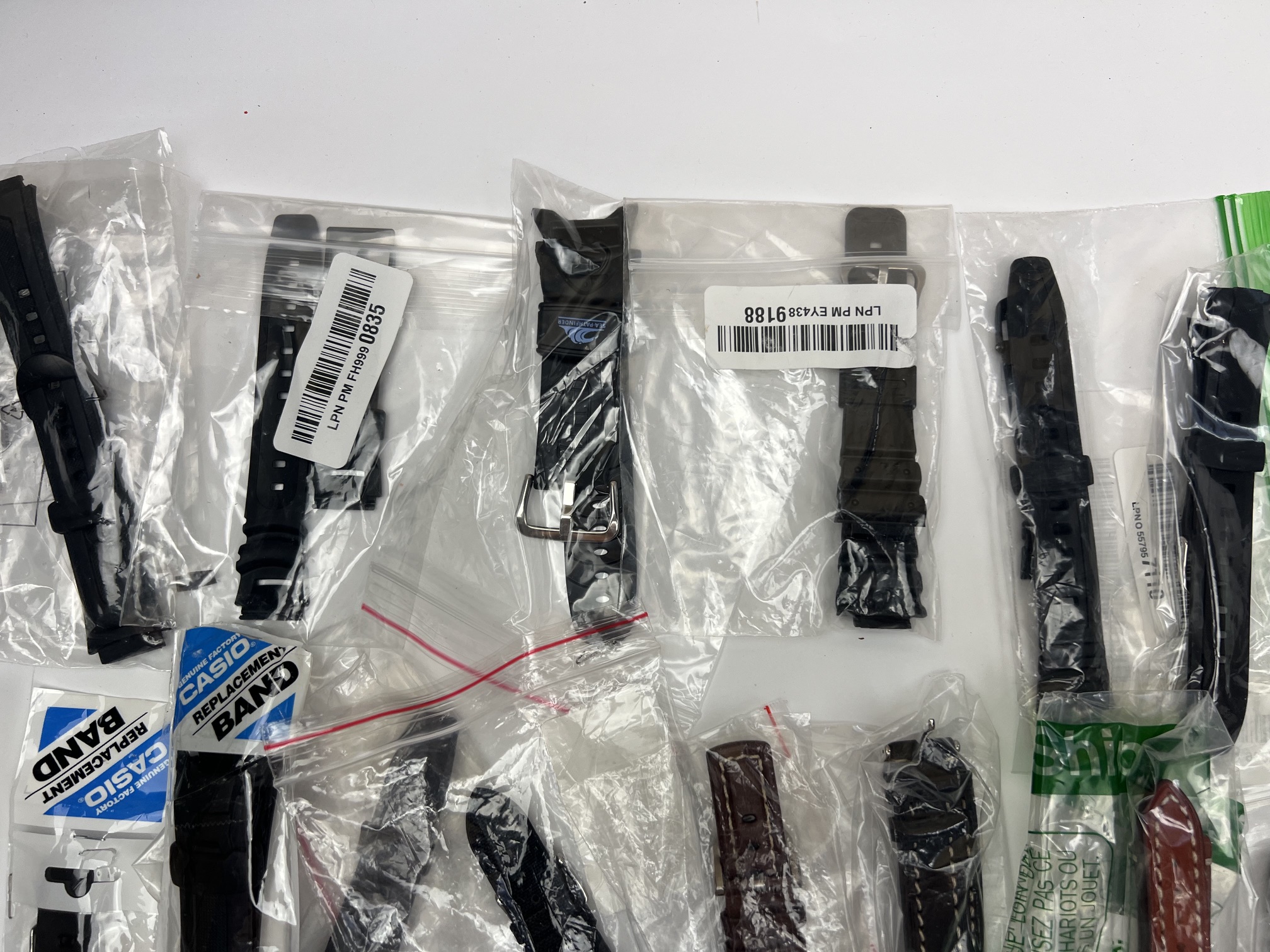 Hirsch Konvolut aus 22 Armbändern und 1 Schließe - Image 2