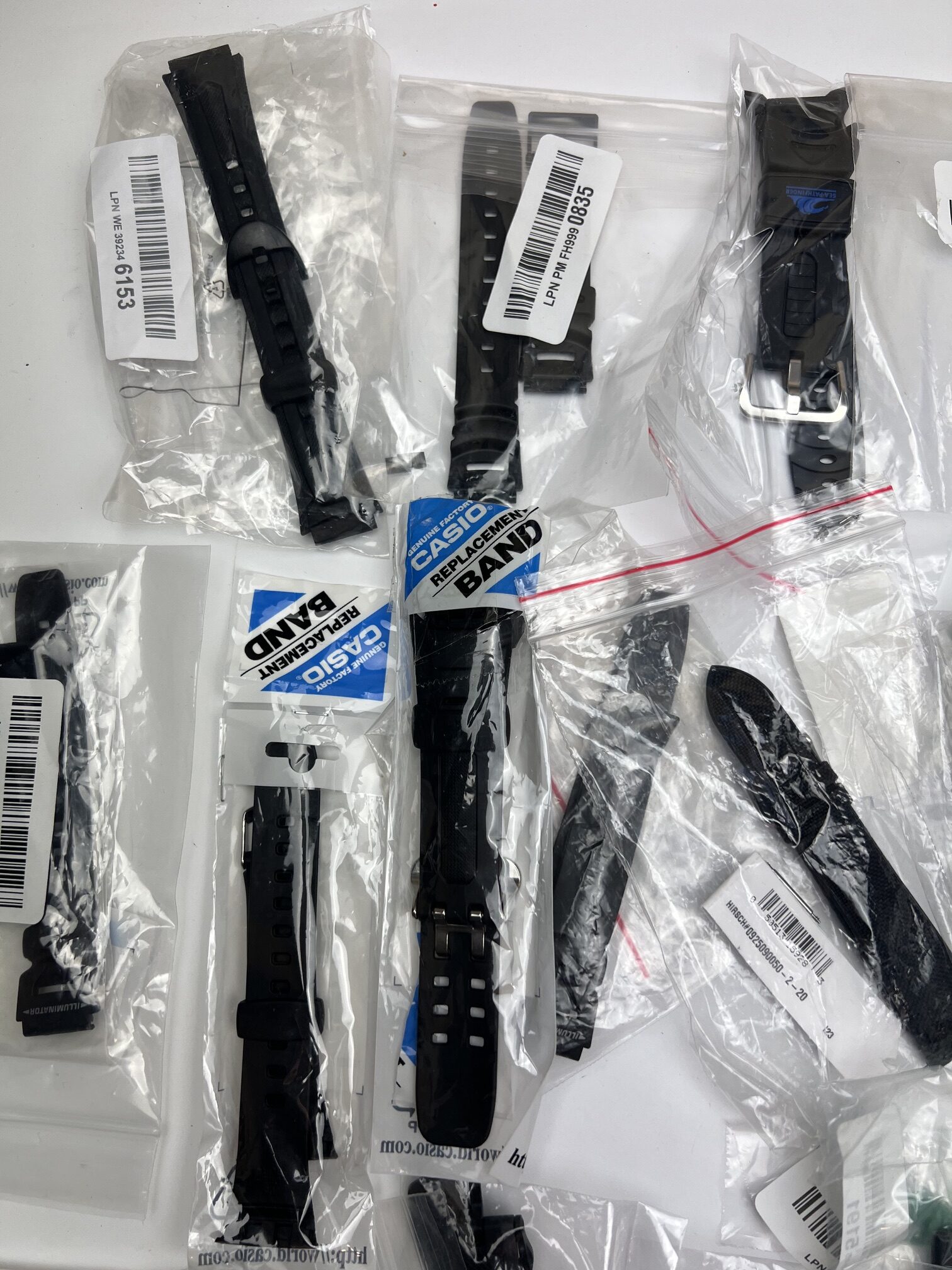 Hirsch Konvolut aus 22 Armbändern und 1 Schließe - Image 9